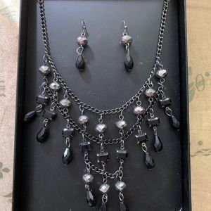 Vintage Repo costume Jewelry Set